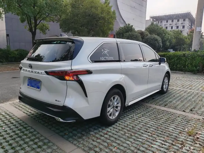 Granvia 2024 Model Intelligent Hybrid 2.5L 2WD Comfort Edition – фото 5