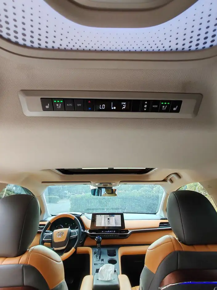 Granvia 2024 Model Intelligent Hybrid 2.5L 2WD Comfort Edition – фото 9