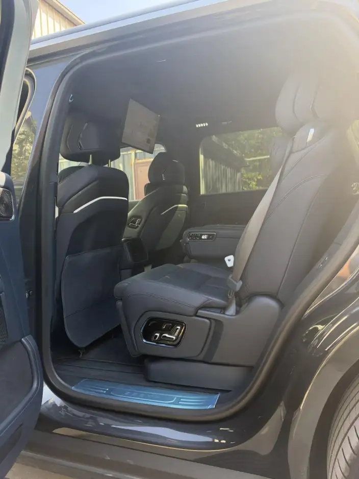 ZEEKR 9X 2025 Model Ultra Edition 70kWh VI seat – фото 8