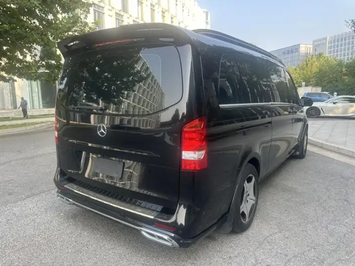 Viano 2024 Model 2.0T Elite Edition 7 seat – фото 6