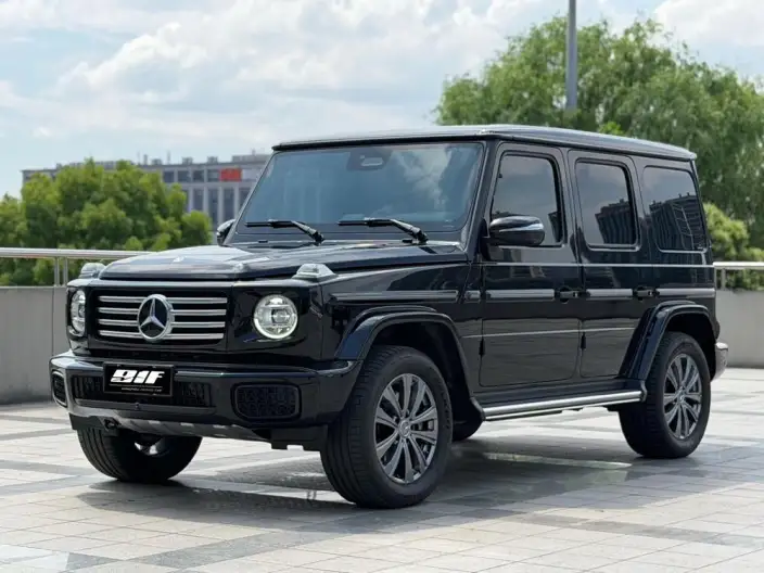 Mercedes-Benz G-Class 2025 Model G 500 – фото 1