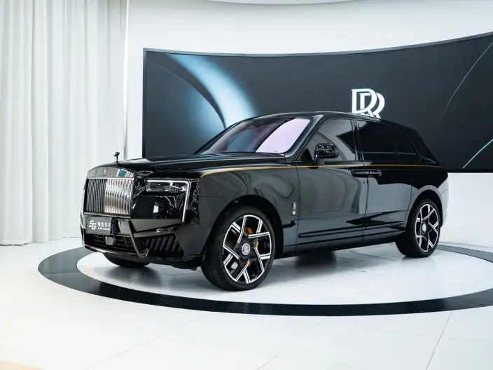 Cullinan 2025 Model Series II Black Badge – фото 1