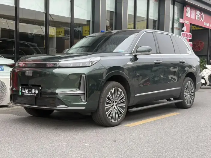 Geely M9 2025 Model 210km 4WD Pilot Edition