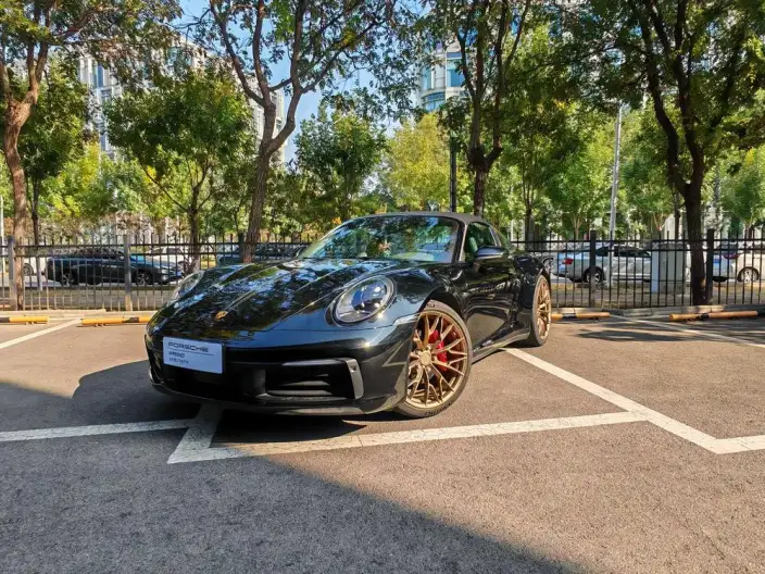 PORSCHE 911 2022 Model Targa 4 3.0T