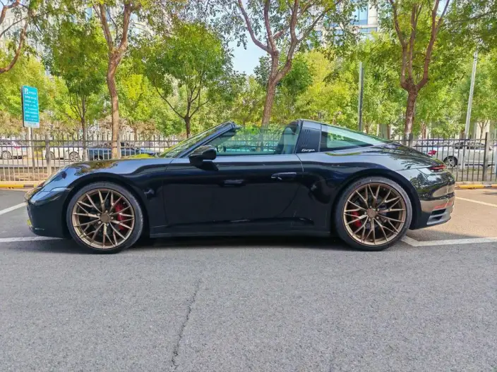 PORSCHE 911 2022 Model Targa 4 3.0T