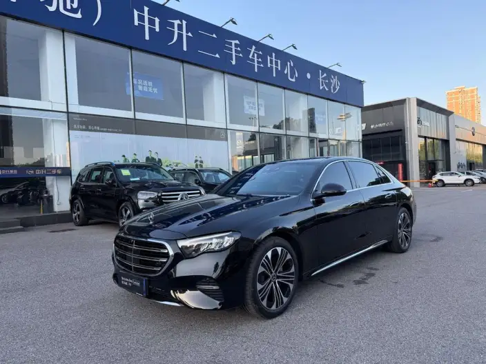 Mercedes-Benz E-Class 2026 Model E 300 L Luxury Model sedan – фото 1