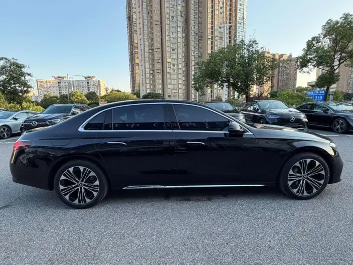 Mercedes-Benz E-Class 2026 Model E 300 L Luxury Model sedan – фото 5