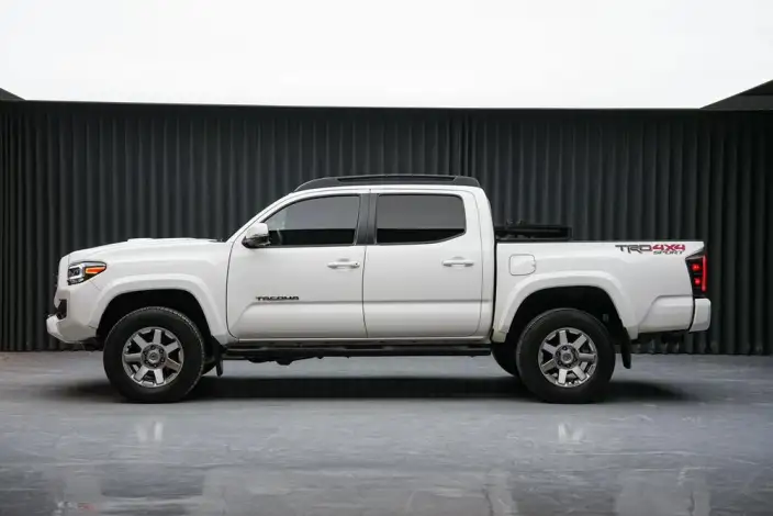 Tacoma 2022 Model 3.5L Automatic 4WD 4 seat Parallel Imported