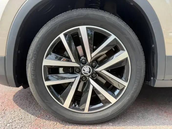 Skoda Kamiq 2022 Model 1.5L Automatic Comfort Edition – фото 9