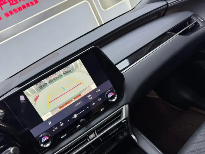 Lexus RX 2026 Model 300 4WD Black Edition – фото 10