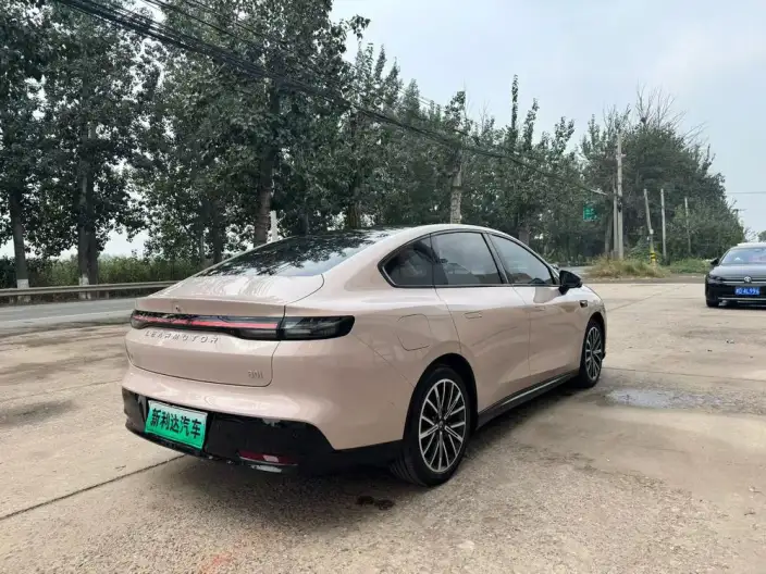 Leapmotor B01 2025 Model 160kW Smart Driving Edition – фото 6