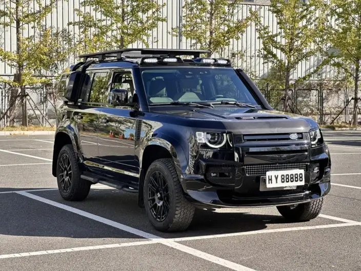 Land Rover Defender 2023 Model 3.0T Automatic 4WD 5 seat Parallel Imported