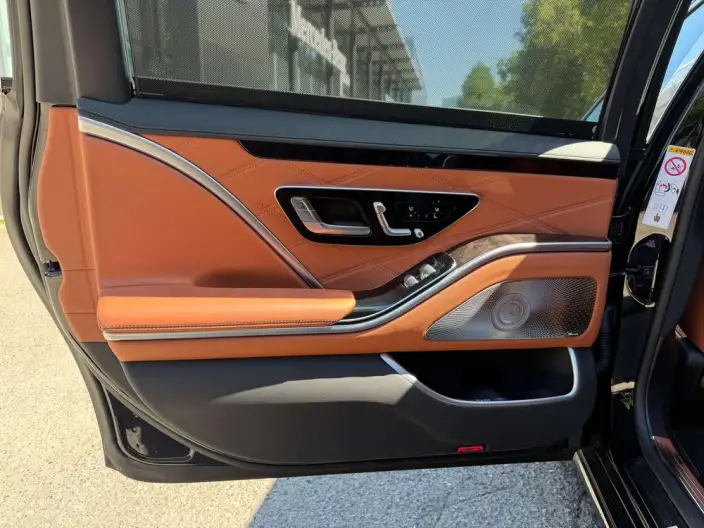 Mercedes-Maybach S-Class 2025 Model S 480 4MATIC – фото 8