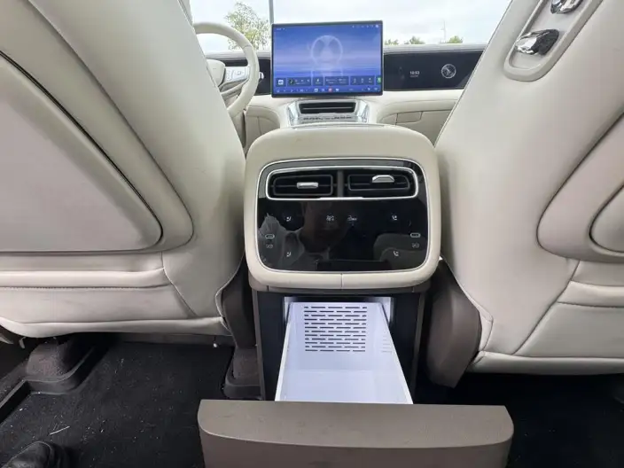Denza N8L DM 2025 Model Flagship Model – фото 10