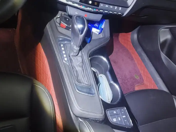 Cadillac CT4 2022 Model 28T Fashion Model – фото 9