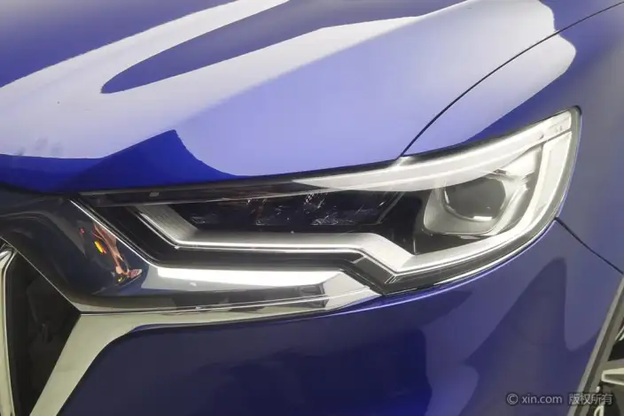 Hongqi HS5 2022 Model Facelift 2.0T Smart Flag Enjoy Edition – фото 7