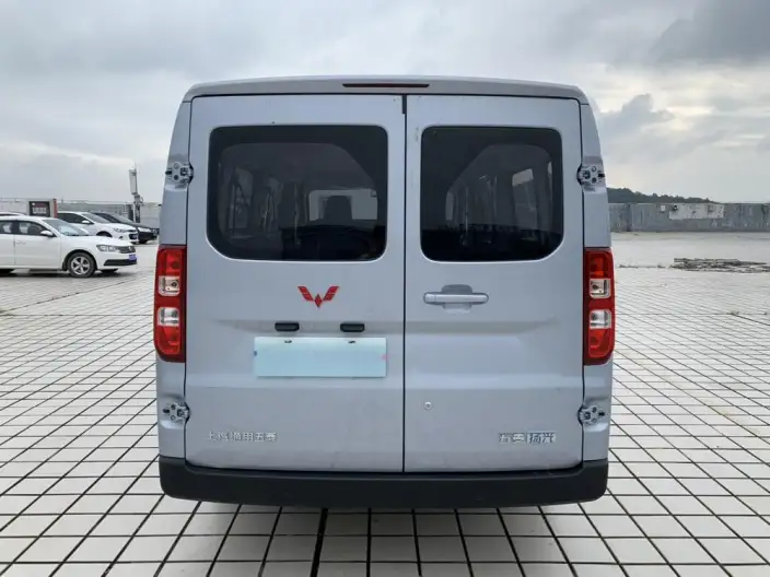Wuling Yangguang 2024 Model 300km Comfort Model Passenger car Edition 75kW – фото 6