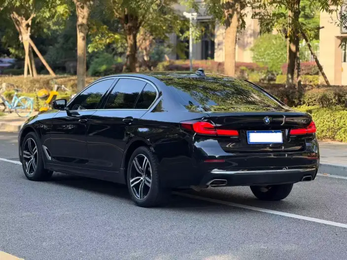 BMW 5 Series 2022 Model 530Li Leading Model Luxury Set