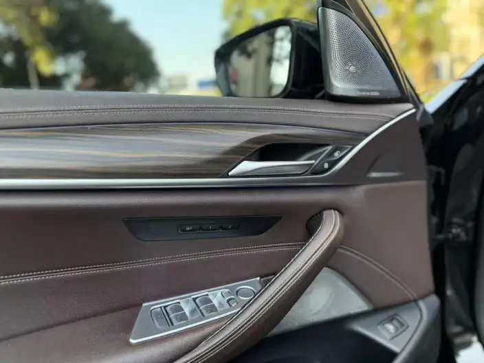 BMW 5 Series 2022 Model 530Li Leading Model Luxury Set – фото 5