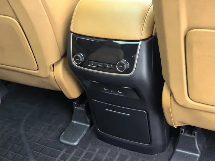 Li Auto ONE 2021 Model Extended Range 6 seat Edition – фото 10