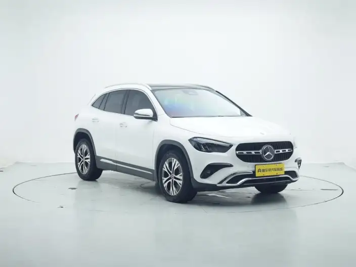 Mercedes-Benz GLA 2024 Model GLA 220 – фото 3