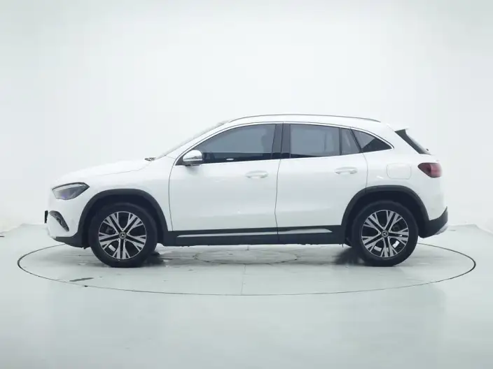 Mercedes-Benz GLA 2024 Model GLA 220 – фото 4