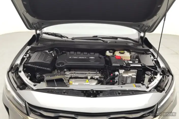 Chevrolet Corolla 2024 Model 1.5L DCT Yuexiang Edition – фото 5