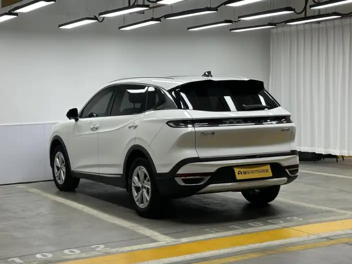 Bestune T90 2023 Model 1.5T Automatic Luxury Model – фото 5