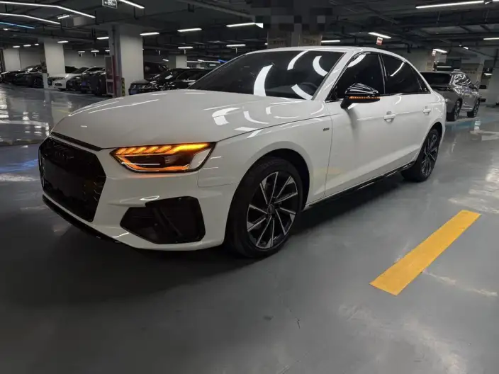 Audi A4 L 2023 Model 40 TFSI Luxury Dynamic Model