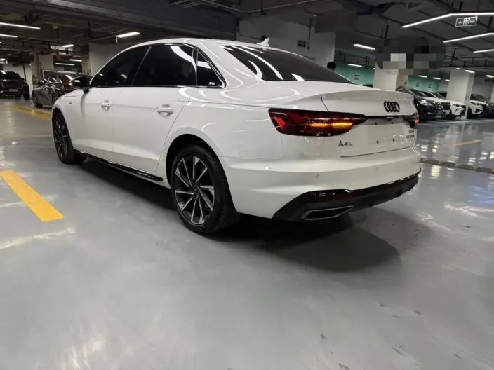 Audi A4 L 2023 Model 40 TFSI Luxury Dynamic Model