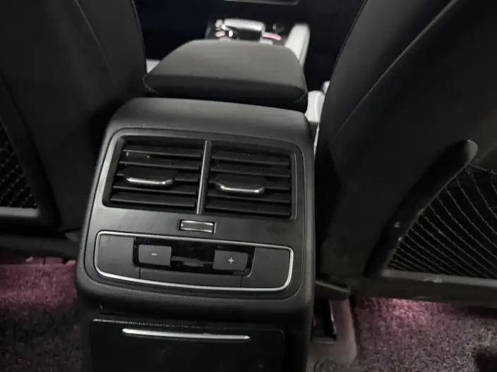 Audi A4 L 2023 Model 40 TFSI Luxury Dynamic Model – фото 10