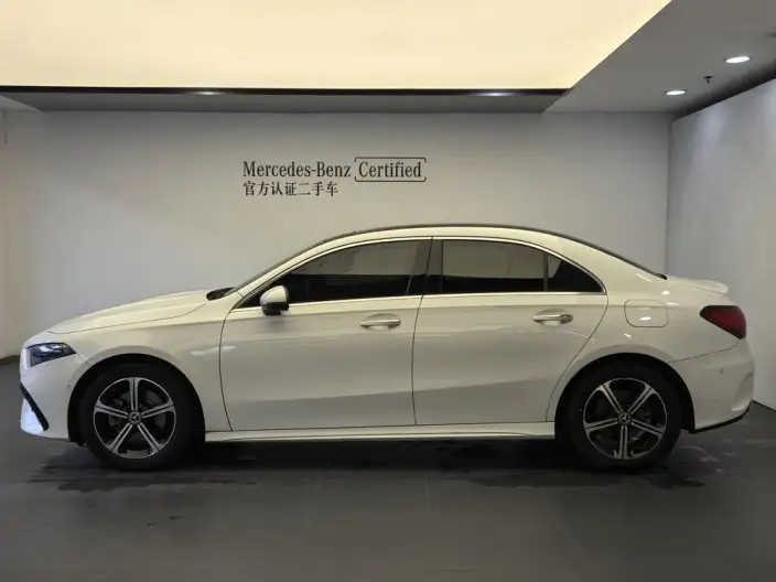 Mercedes-Benz A-class 2024 Model A 200 L Fashion Edition