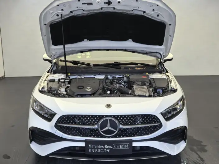 Mercedes-Benz A-class 2024 Model A 200 L Fashion Edition – фото 6