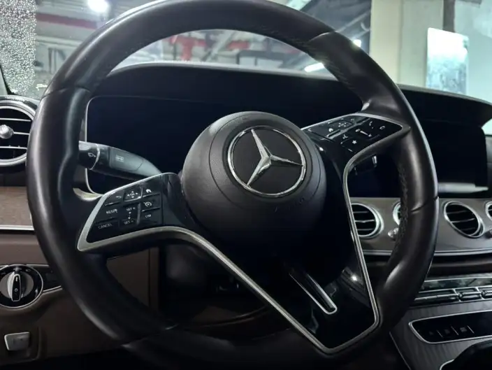 Mercedes-Benz E-Class 2022 Model Facelift E 300 L Fashion Model sedan – фото 7