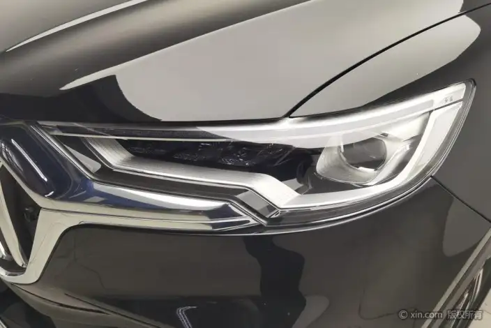 Hongqi HS5 2022 Model Facelift 2.0T Smart Flag Enjoy Edition – фото 7