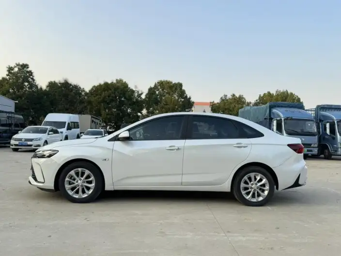 Chevrolet Corolla 2024 Model 1.5L DCT Yuexiang Edition – фото 4