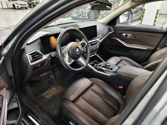 BMW 3 Series 2023 Model 325Li M Sports Set – фото 10