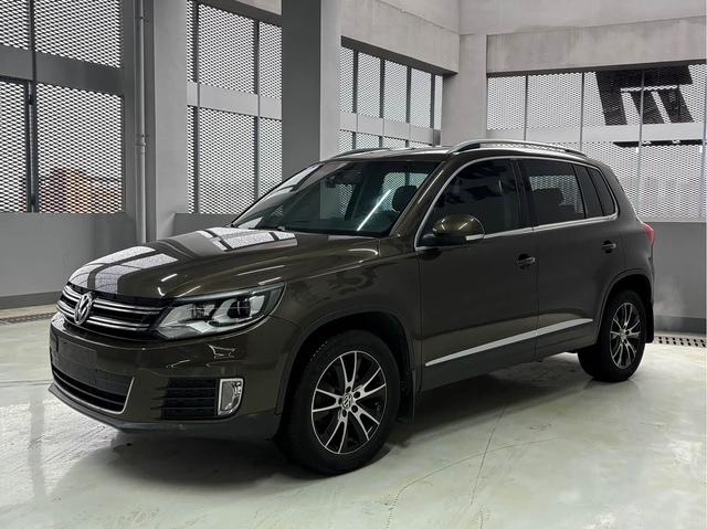 Volkswagen Tiguan 2013 1.8TSI Automatic 4WD Luxury – фото 1