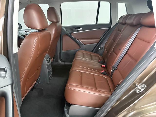 Volkswagen Tiguan 2013 1.8TSI Automatic 4WD Luxury – фото 6