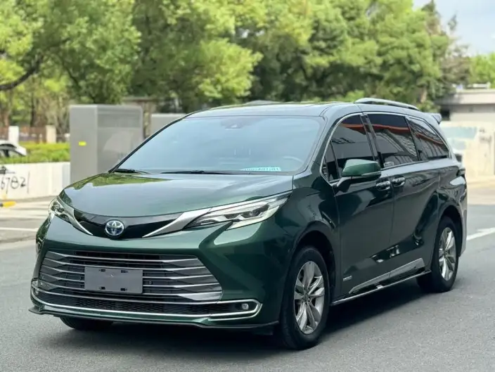 Toyota Sienna 2021 Model 2.5L Hybrid Supreme Edition