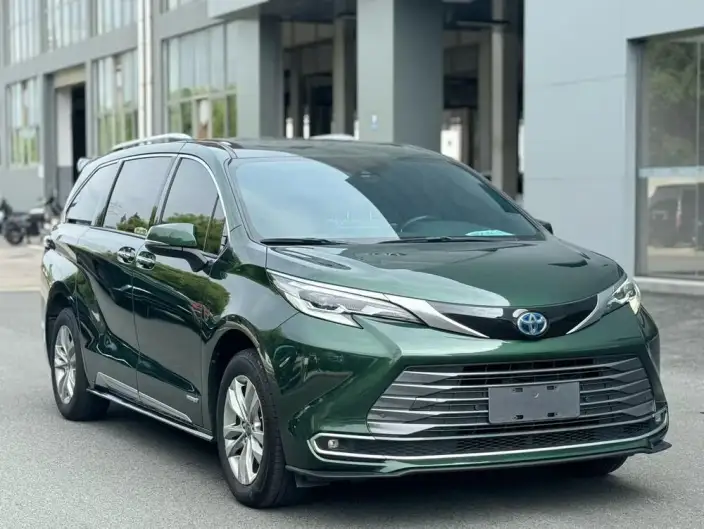 Toyota Sienna 2021 Model 2.5L Hybrid Supreme Edition