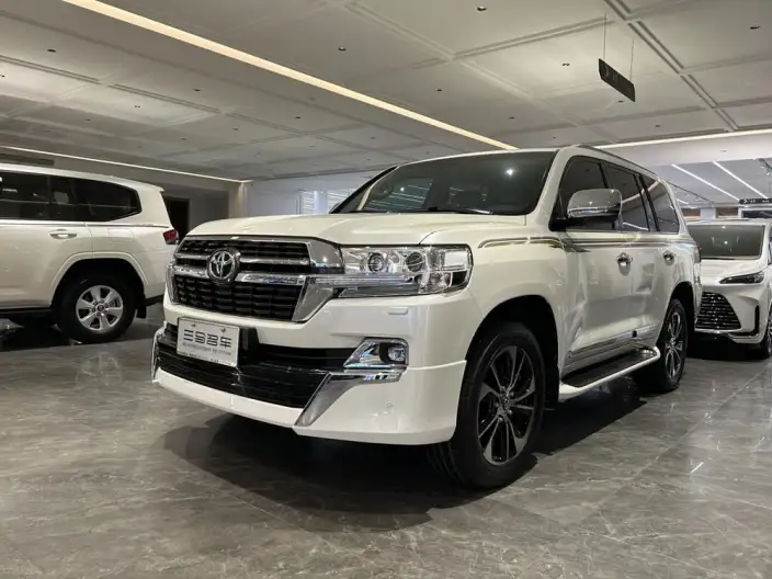 Land Cruiser （import 2021 Model 5.7L Automatic 4WD 8 seat Parallel Imported