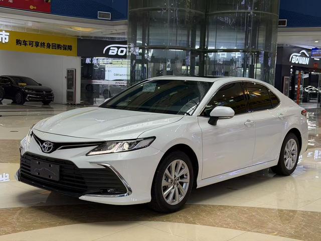 Toyota Camry 2023 2.0GVP Lead Edition – фото 1