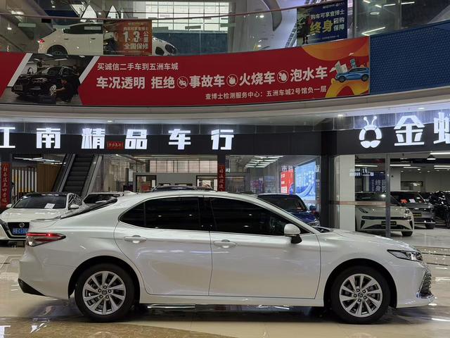 Toyota Camry 2023 2.0GVP Lead Edition – фото 3