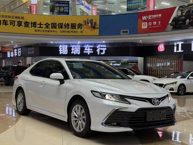 Toyota Camry 2023 2.0GVP Lead Edition – фото 5