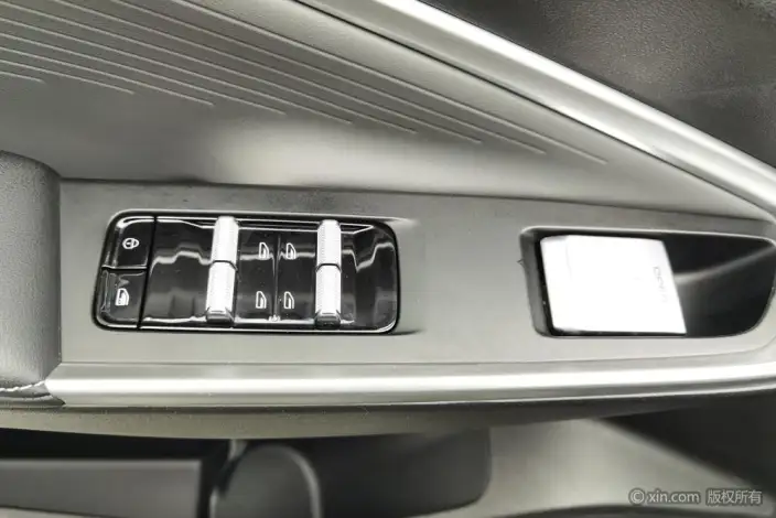 Geely Boyue 2023 Model Geely Boyue COOL 1.5T Smart Connect + – фото 8