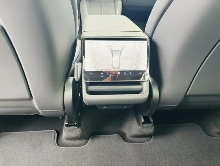 Model Y 2026 Model Rear-wheel drive version – фото 9