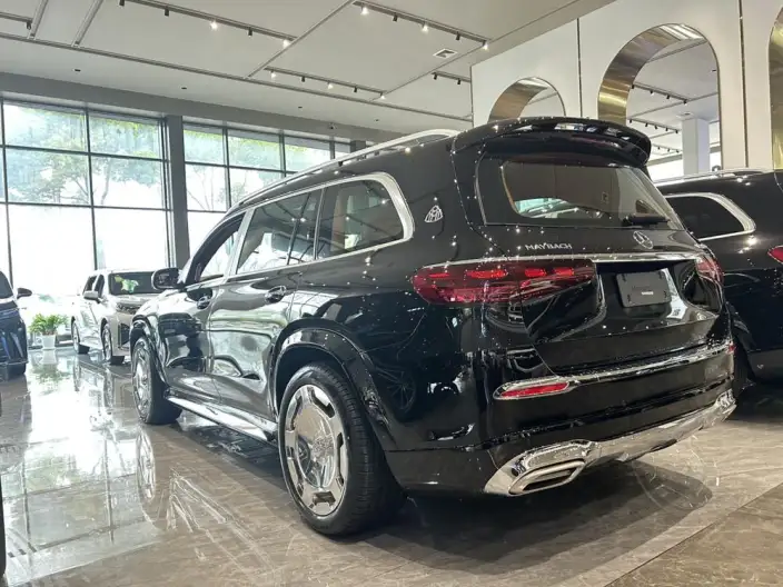 Mercedes-Benz GLS 2026 Model GLS 450 4MATIC Dynamic Model
