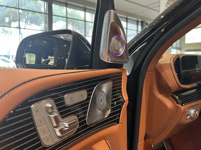 Mercedes-Benz GLS 2026 Model GLS 450 4MATIC Dynamic Model – фото 6