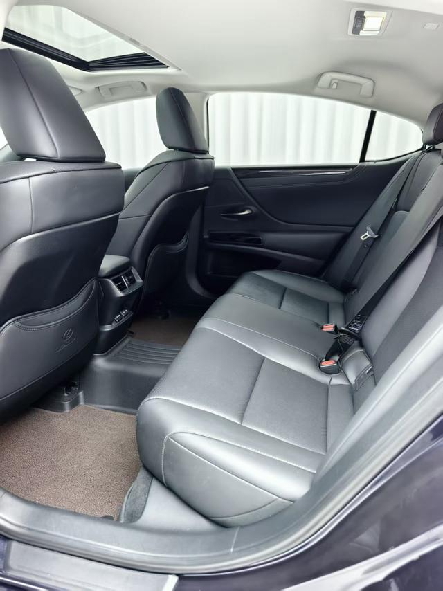 Lexus ES 2022 200 Excellence – фото 6